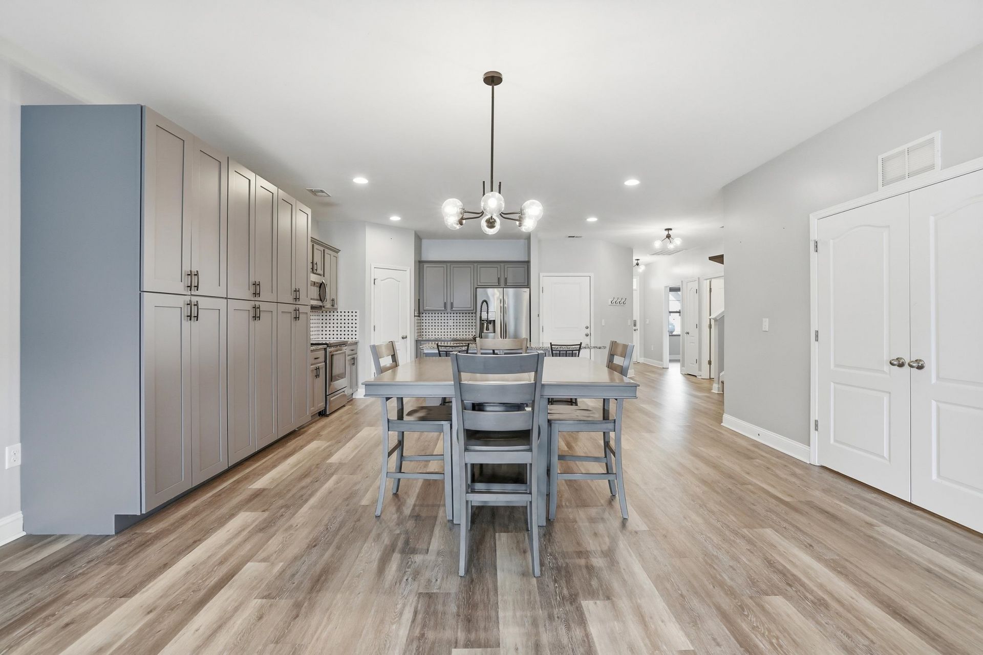 3042 Honey Clover Ct. Photo 12