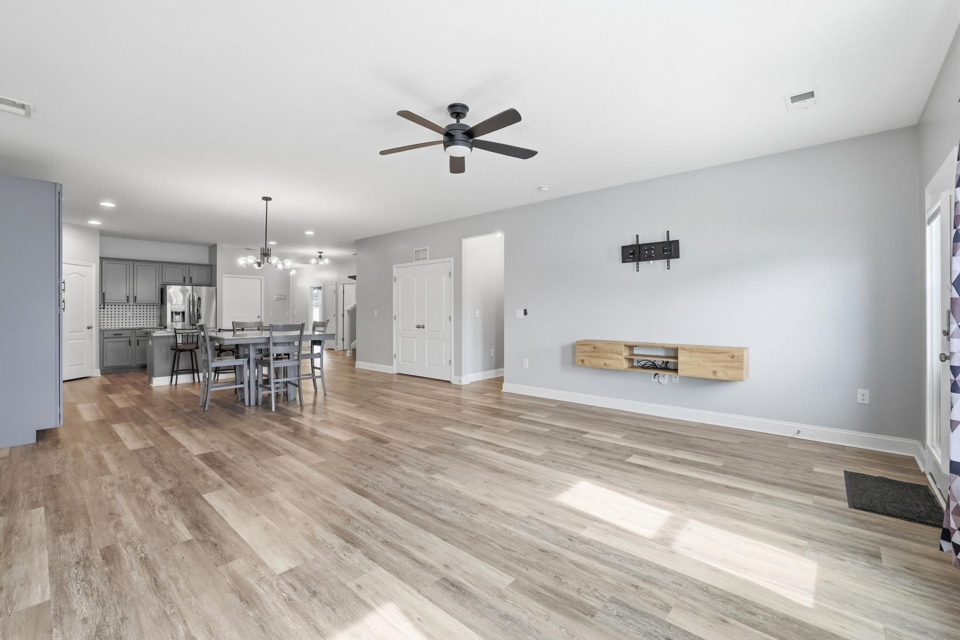 3042 Honey Clover Ct. Photo 15