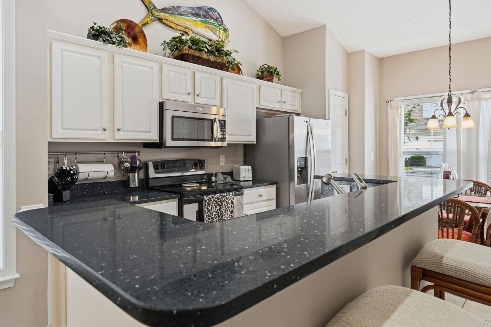 6095 Catalina Dr. Photo 10