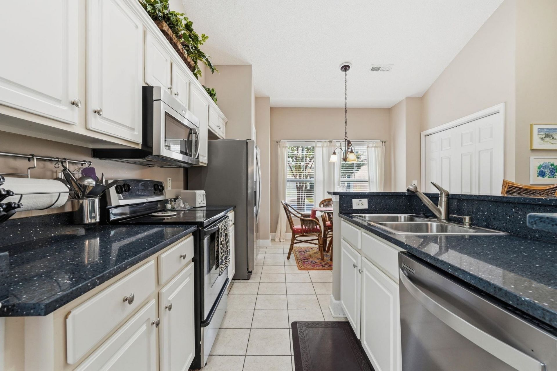 6095 Catalina Dr. Photo 14