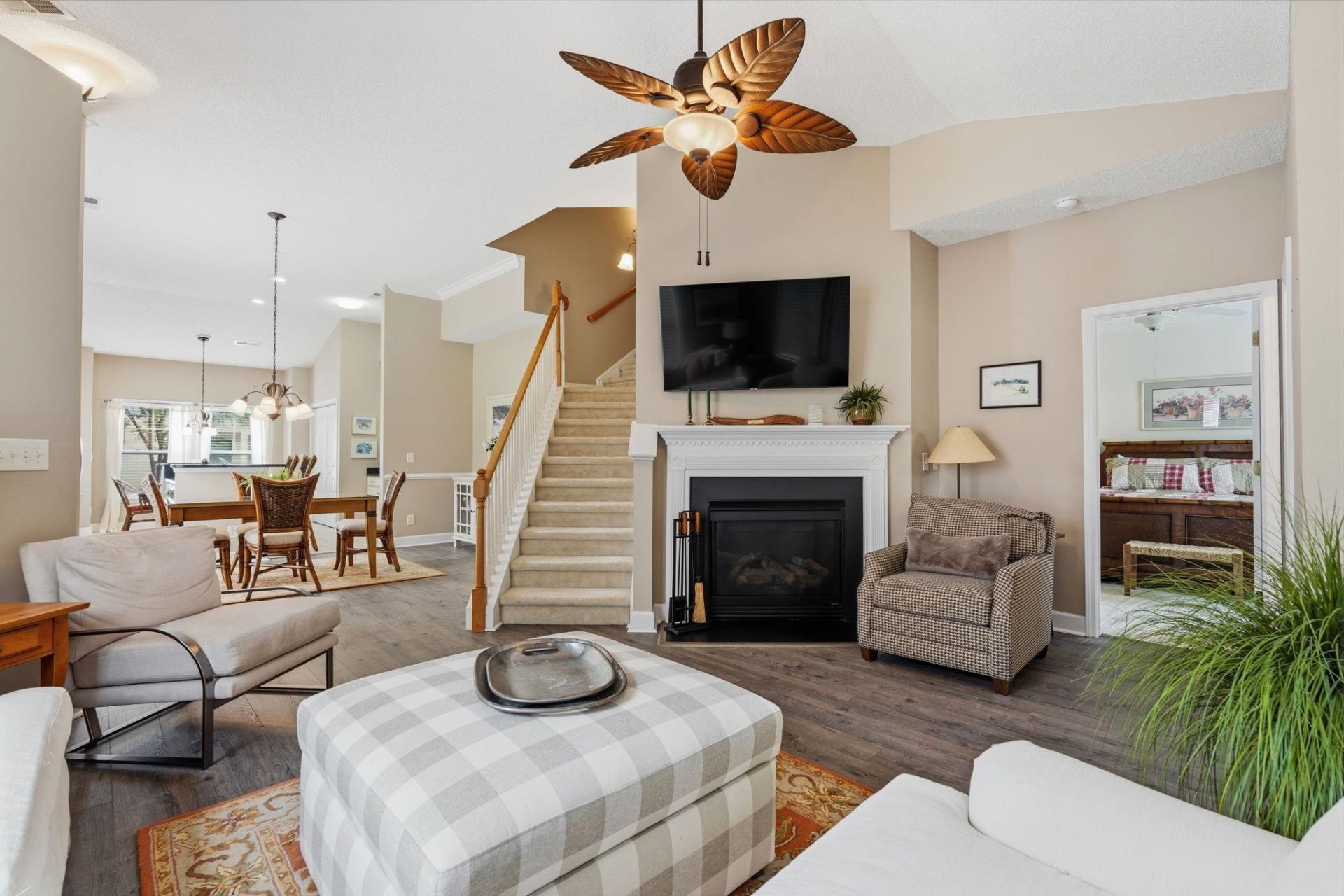 6095 Catalina Dr. Photo 19