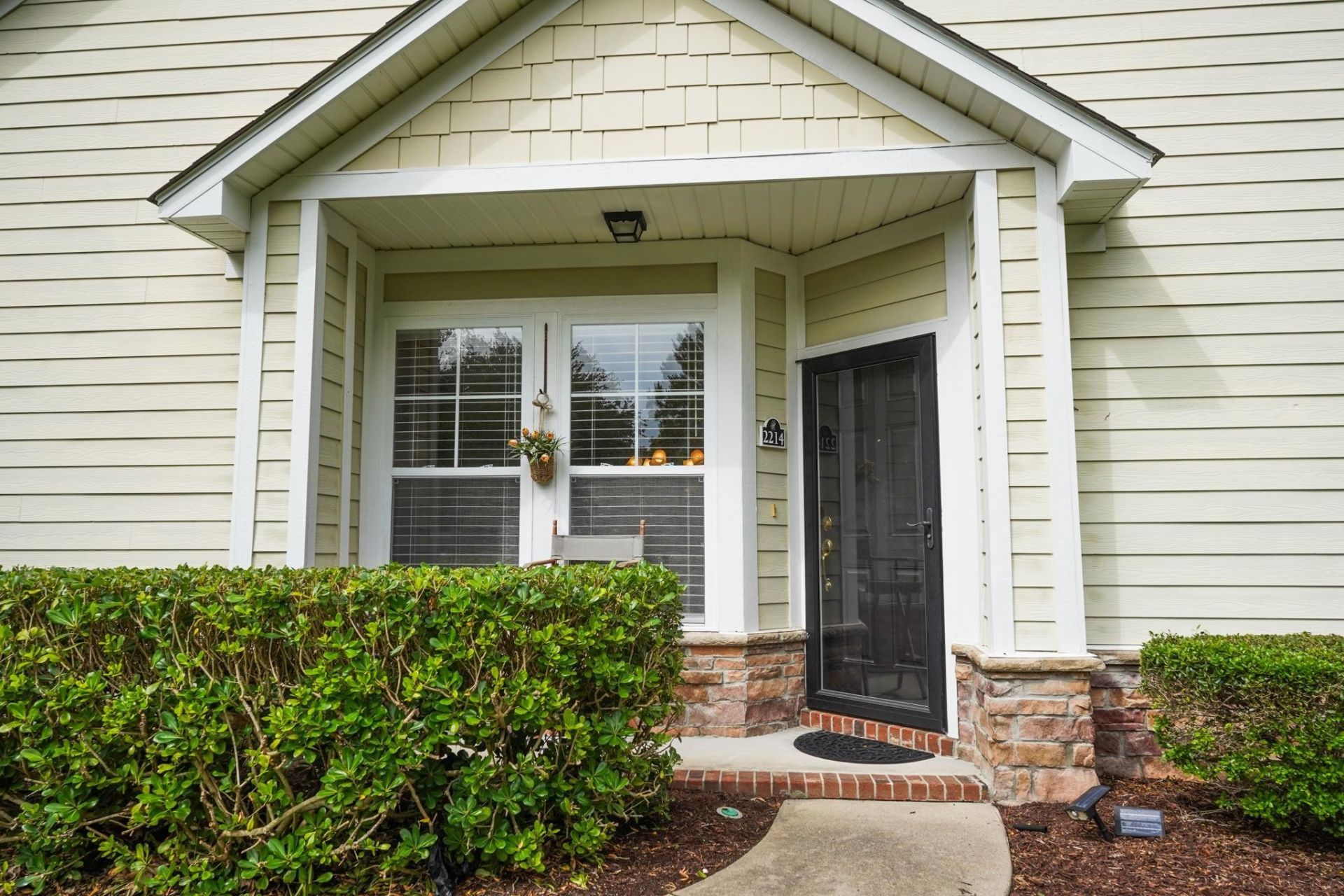 6095 Catalina Dr. Photo 4