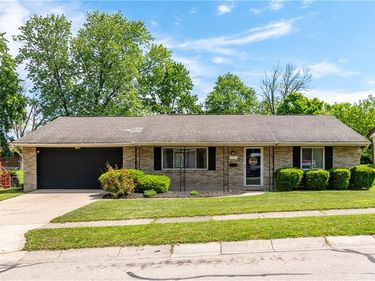 1725 Bayberry Drive, Miamisburg, OH 45342