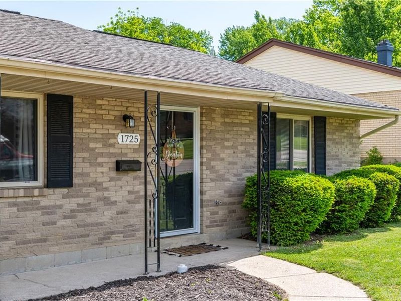 1725 Bayberry Drive, Miamisburg, OH 45342 Photo 4