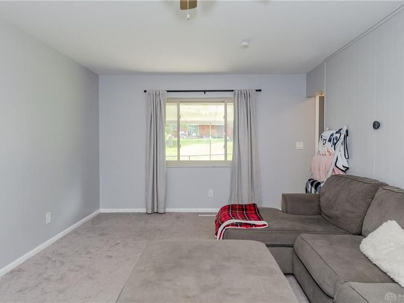 1725 Bayberry Drive, Miamisburg, OH 45342 Photo 7