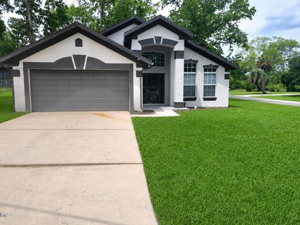 6188 PETTIFORD Drive W, Jacksonville, FL 32209