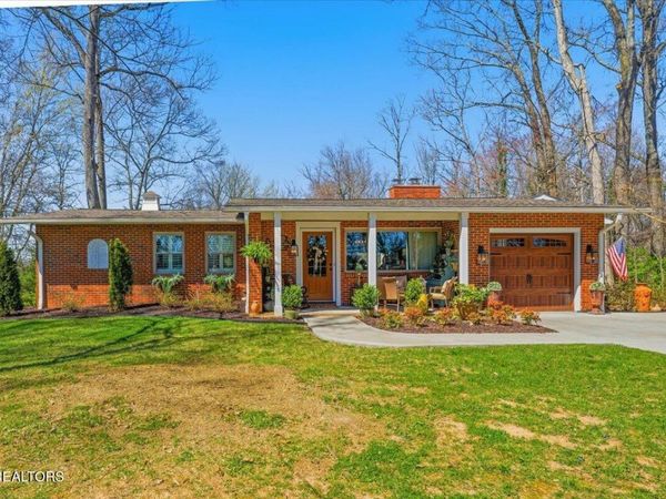 5105 Mountaincrest Drive, Knoxville, TN 37918