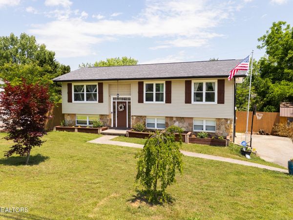 7732 Cranley Rd, Powell, TN 37849