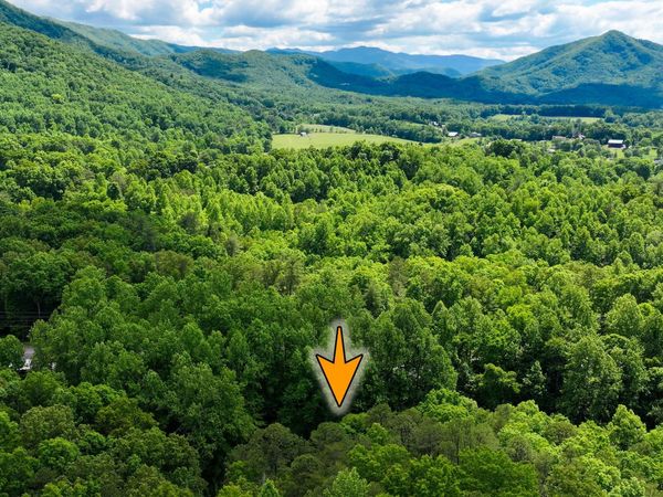 Covemont Lane, Sevierville, TN 37862