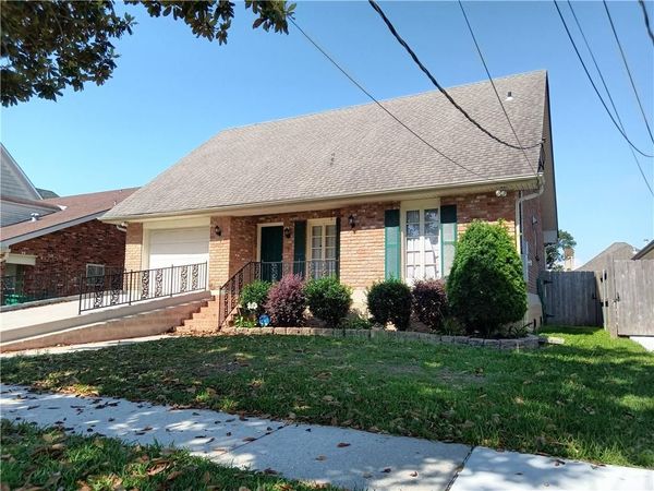 4508 LAKE VISTA Drive, Metairie, LA 70006