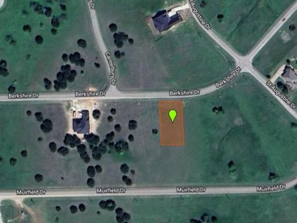 6613 Berkshire , Cleburne, TX 76033