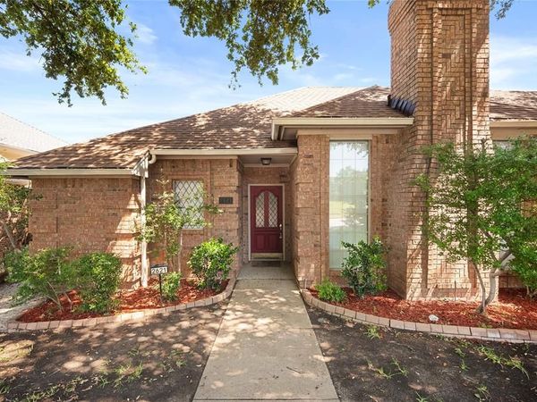 2621 Cummings Drive, Bedford, TX 76021