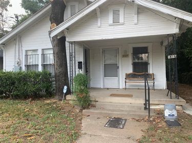 2327 Dathe Street , Dallas, TX 75215