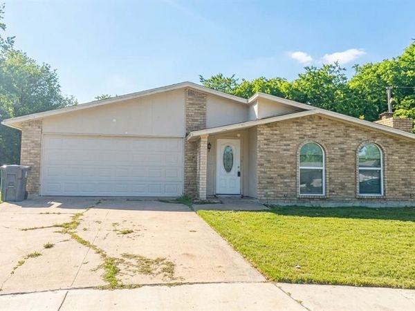 3401 Shea Court, Arlington, TX 76014