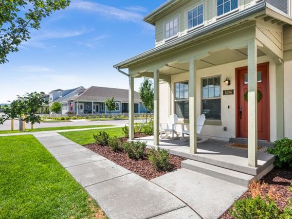 4596 W SERENDIPITY WAY S, South Jordan, UT 84009