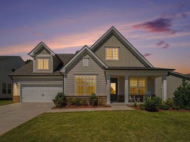 200 Wonderberry Way, Holly Springs, NC 27540