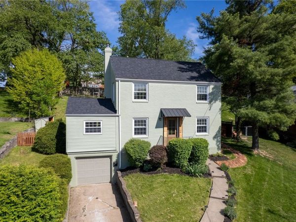 5669 Valleyview Dr, Bethel Park, PA 15102