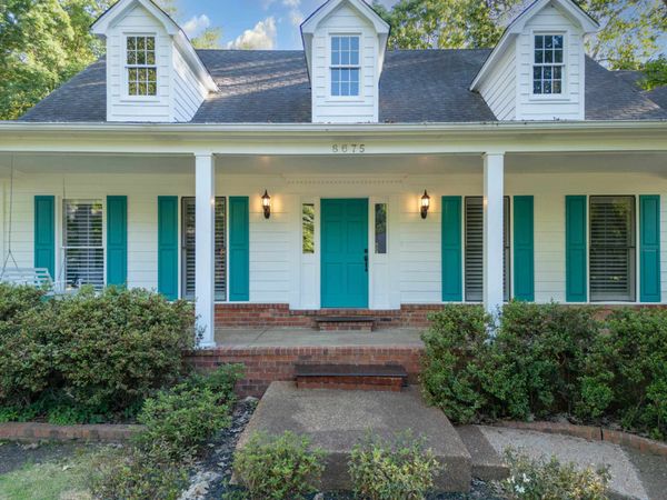 8675 CEDAR FARMS DR, Cordova, TN 38016