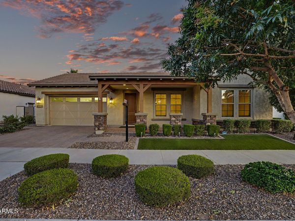 10331 E THORNTON Avenue, Mesa, AZ 85212