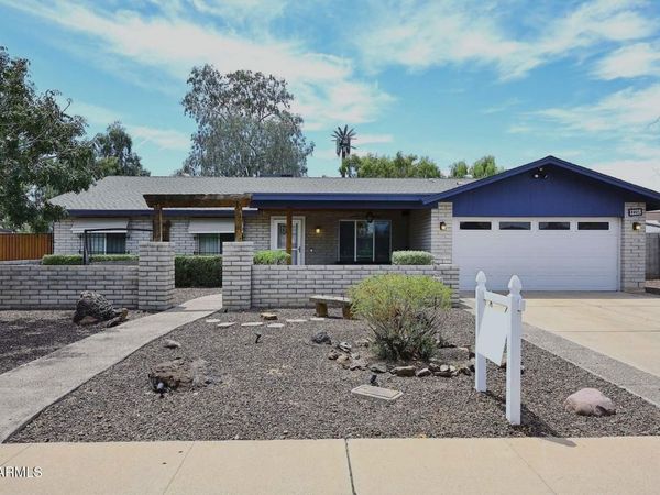 12218 N 50TH Avenue, Glendale, AZ 85304