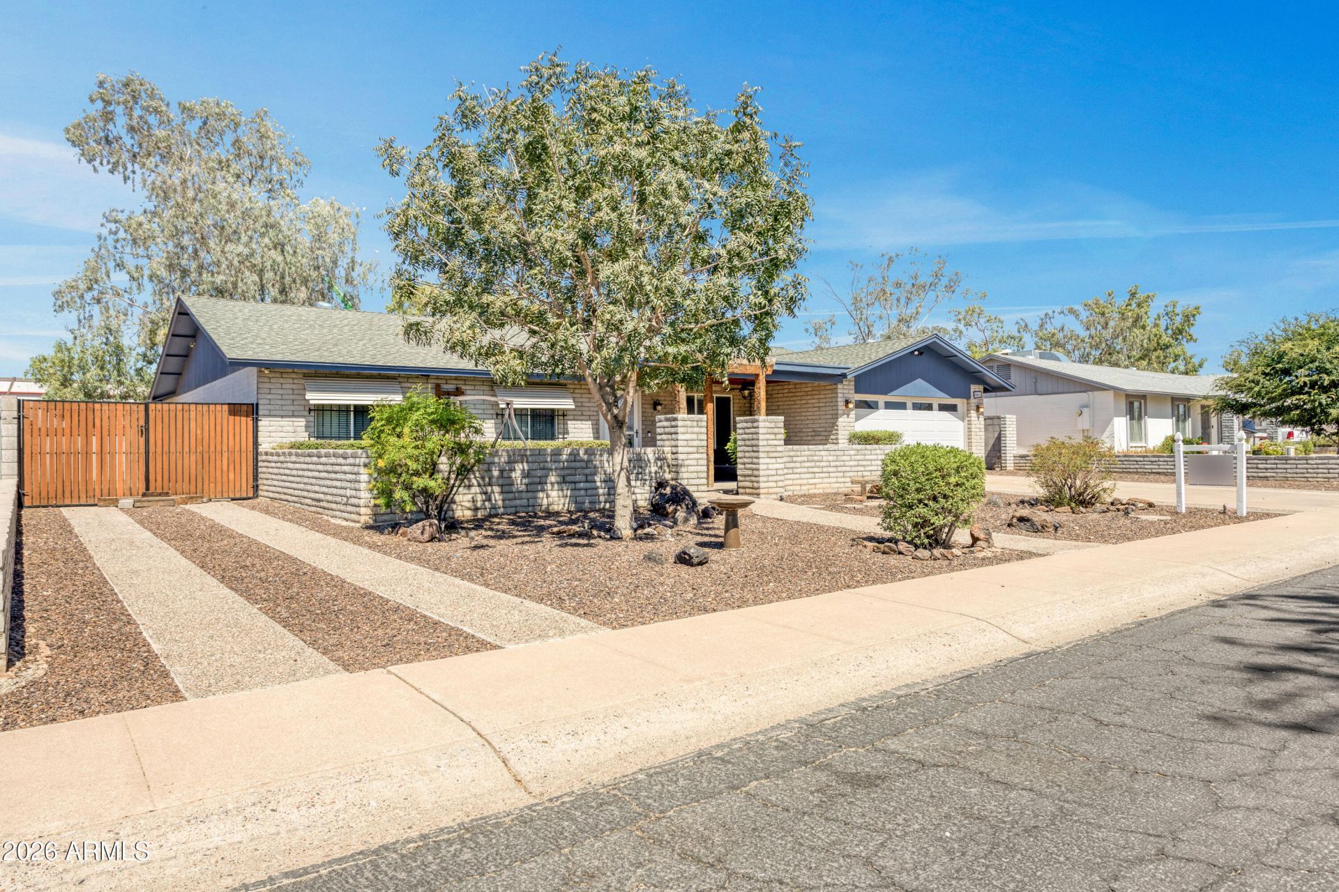 12218 N 50th Avenue, Glendale, AZ 85304 Main Photo