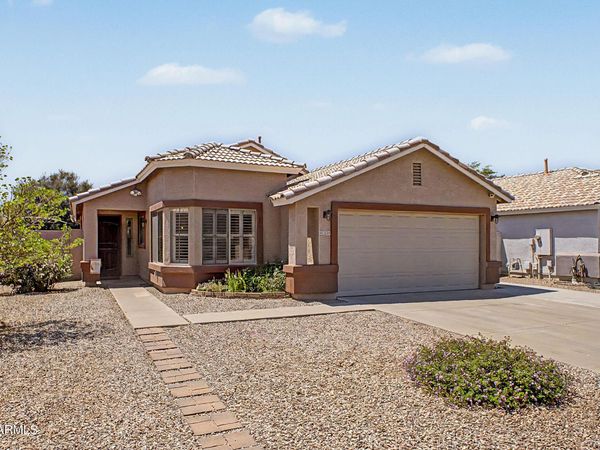 3239 E WOODSIDE Way, Gilbert, AZ 85297