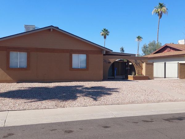 3418 W Mandalay Lane, Phoenix, AZ 85053