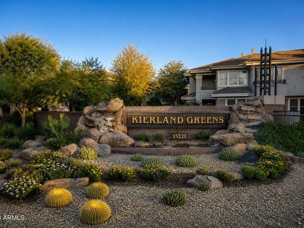 15221 N CLUBGATE Drive, Unit 2036, Scottsdale, AZ 85254