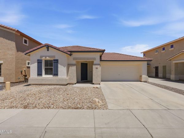 1850 E DEL RIO Street, Gilbert, AZ 85295