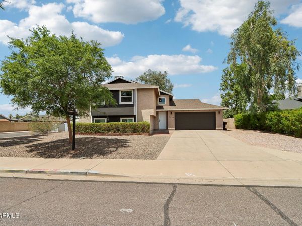 3824 E PUEBLO Avenue, Mesa, AZ 85206