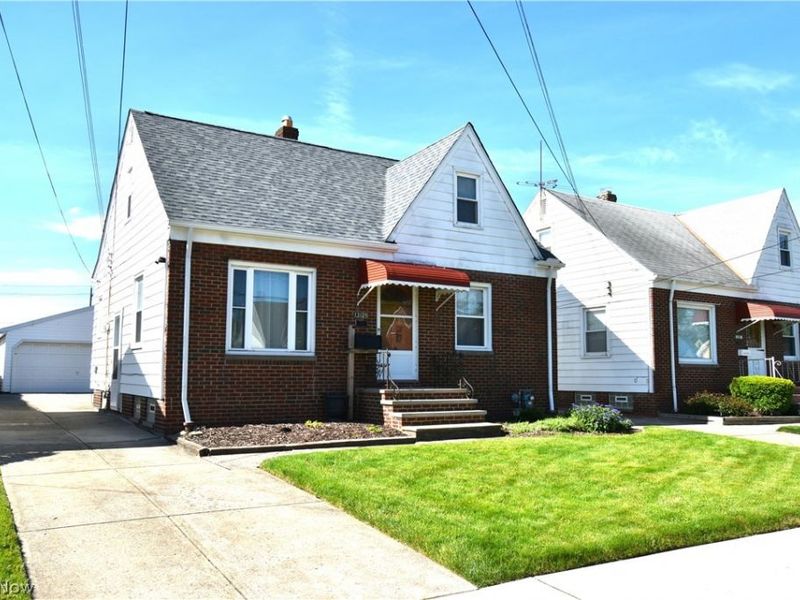 13129 Astor Avenue, Cleveland, OH 44135 Photo 1