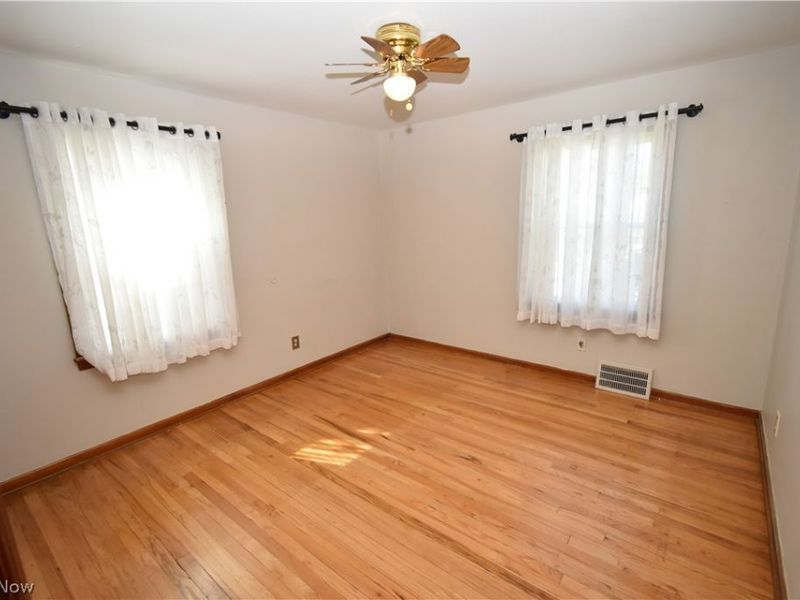 13129 Astor Avenue, Cleveland, OH 44135 Photo 10