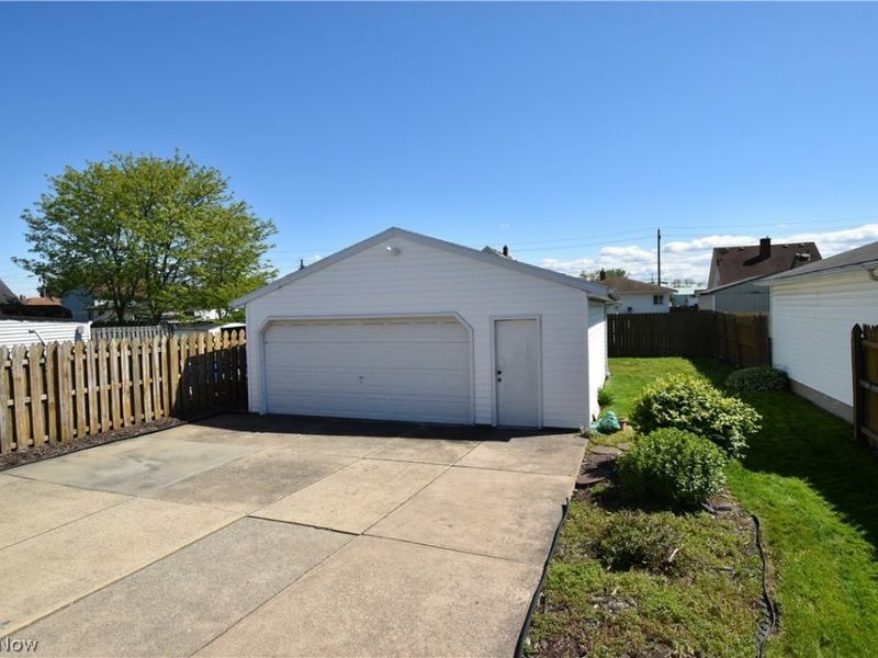 13129 Astor Avenue, Cleveland, OH 44135 Photo 31