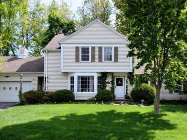 2965 Macbeth Drive, Rocky River, OH 44116