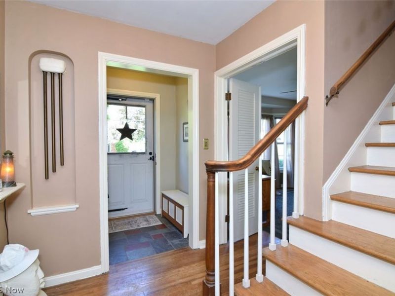 2965 Macbeth Drive, Rocky River, OH 44116 Photo 3