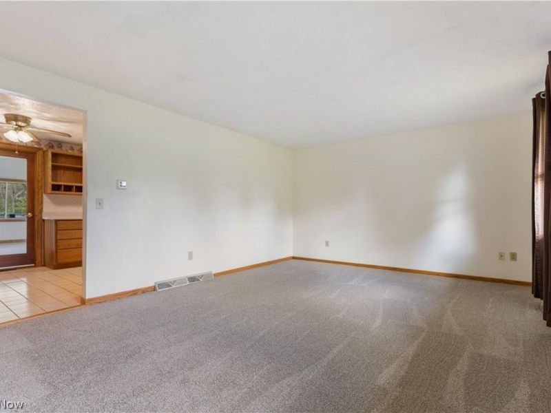 1478 Plateau Street NE, Uniontown, OH 44685 Photo 10