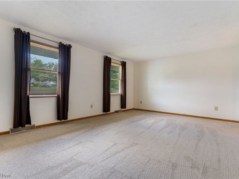 1478 Plateau Street NE, Uniontown, OH 44685 Photo 11