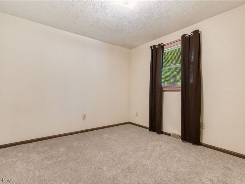 1478 Plateau Street NE, Uniontown, OH 44685 Photo 22