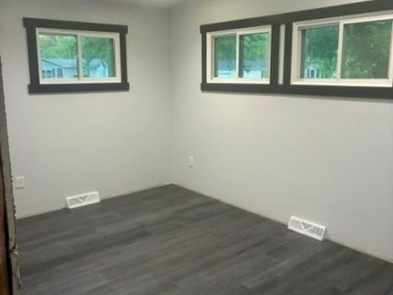 4845 W Lagoon Road, West Farmington, OH 44491 Photo 4