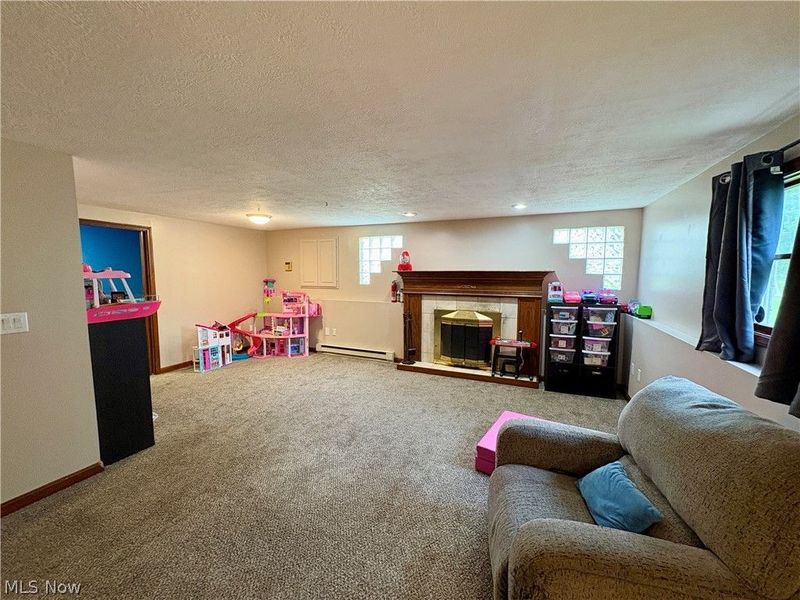 126 Valley Forge Circle, Elyria, OH 44035 Photo 12
