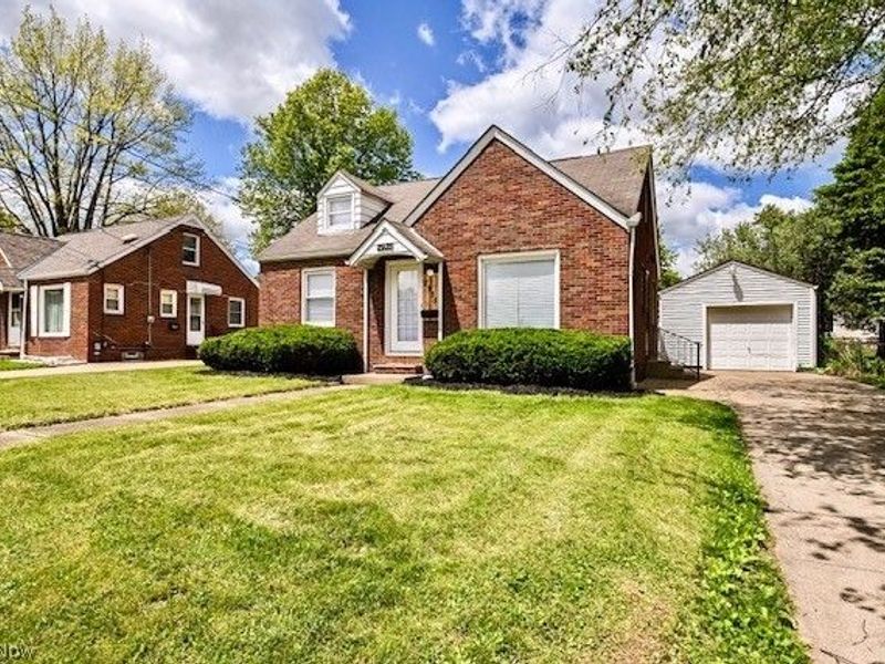 2935 15TH Street NW, Canton, OH 44708 Photo 2