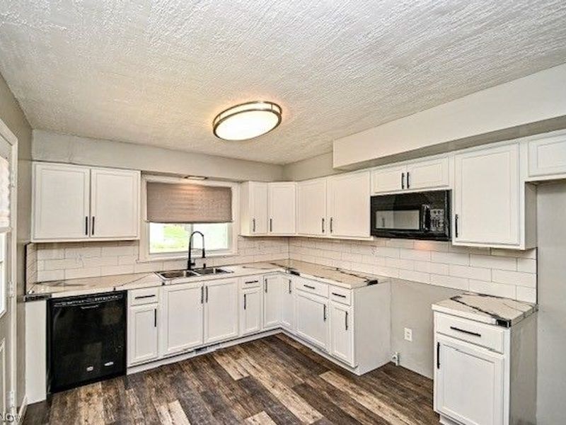 2935 15TH Street NW, Canton, OH 44708 Photo 8
