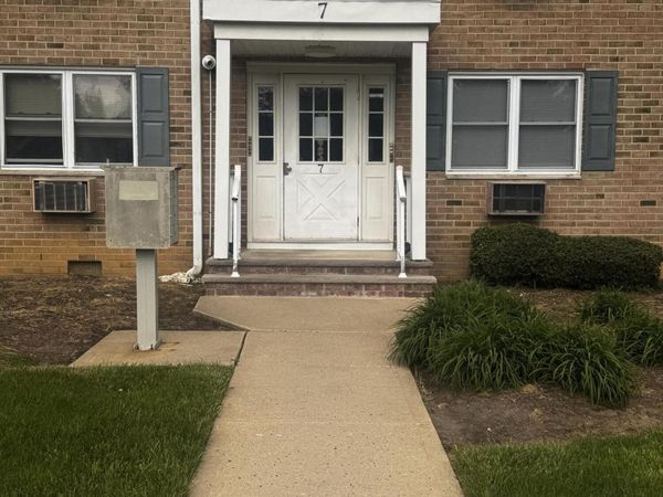 7 Windsor Terrace, Unit H, Freehold, NJ 07728