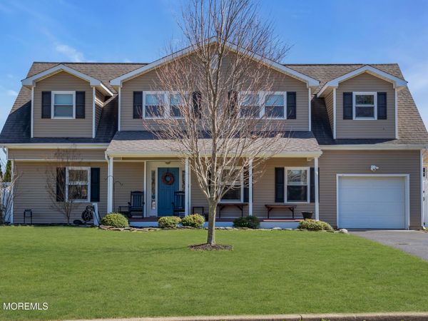 26 Bayberry Drive, Lanoka Harbor, NJ 08734