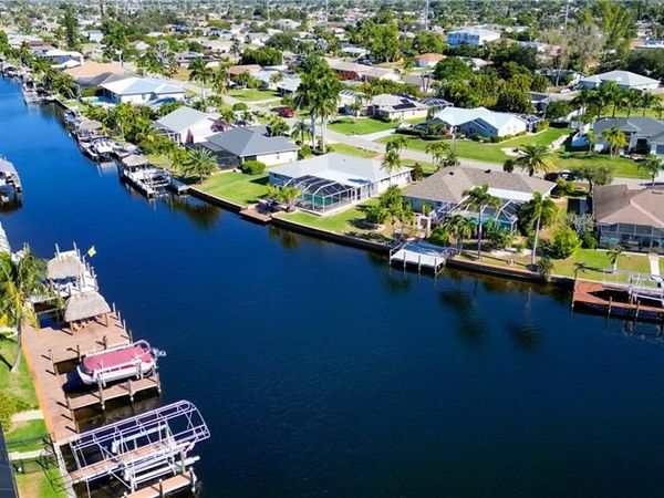 4532 SW 1st PL , CAPE CORAL, FL 33914