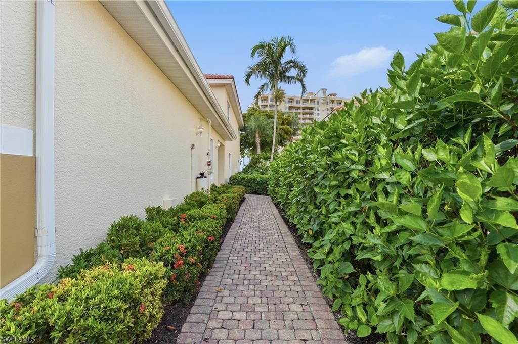 5957 Tarpon Gardens Cir, Unit 202, Cape Coral, FL 33914 Photo