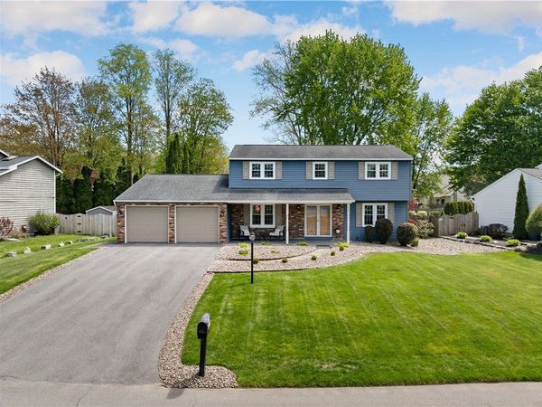 7984 Nutmeg Lane, Liverpool, NY 13090