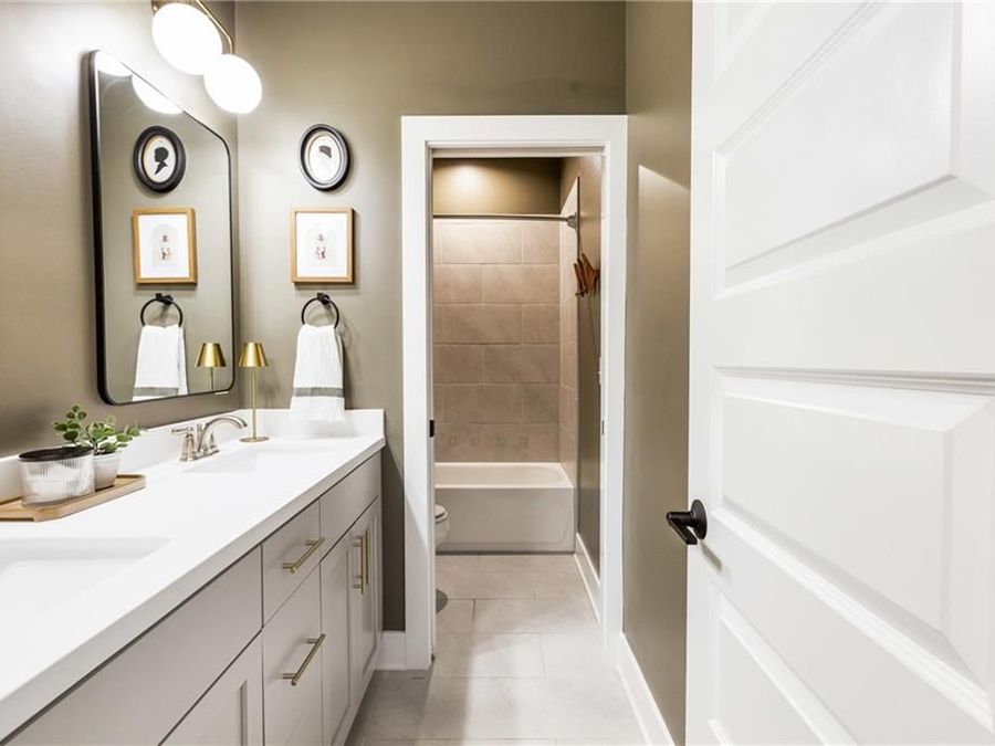 Property Image 39