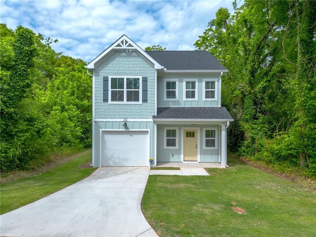 717 Scales Street, Griffin, GA 30224 Main Photo