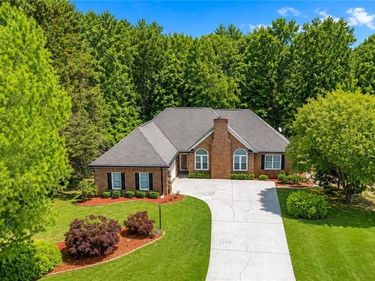 2055 Wynfield Point Drive, Buford, GA 30519